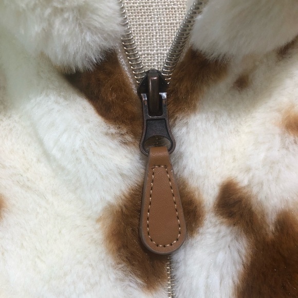 Cow-Print Pullover Faux-Fur Sherpa Quarter-Zip Pullover - Picture 2 of 5